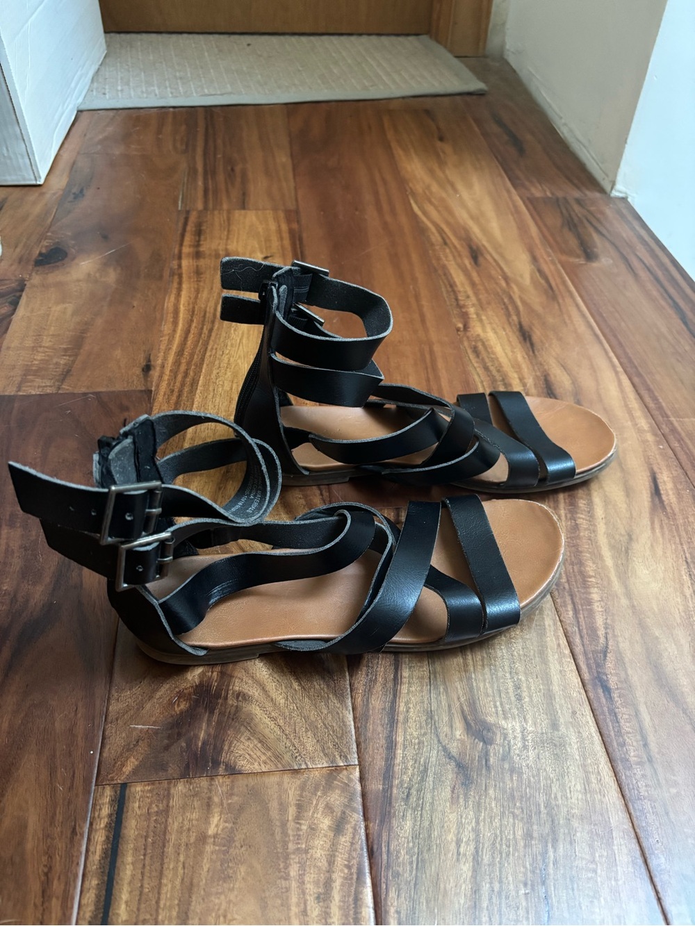 Women's Black Strappy Gladiator Sandals - Classic Leather Look